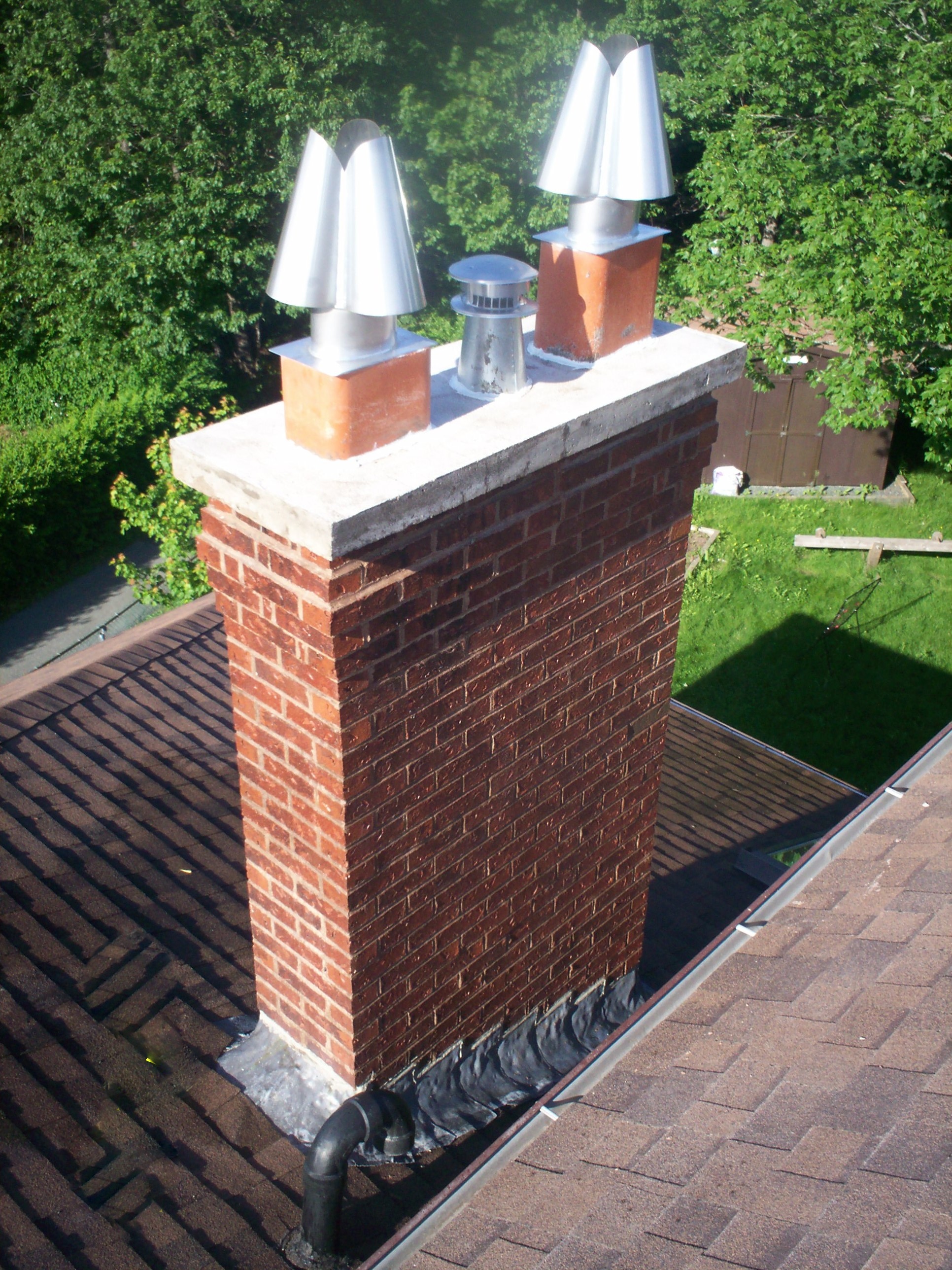 image of chimney crown or cap-chimney cap or crowmservices completed in Halifax-Dartmouth Regional Municipality, NS by Pro Chimney Services based in Halifax, NS servicing all of the Halifax-Dartmouth Regional Municipality, Bedford, Sackville, Mount Uniacke, Windsor, Hantsport , Wolfville, Kentville, Chester, Mahone Bay, Lunenburg, Bridgewater, Liverpool, Fall River, Wellington, Enfield, Elmsdale, Brookfield, Truro, Musquodoboit Harbour & surrounding areas.